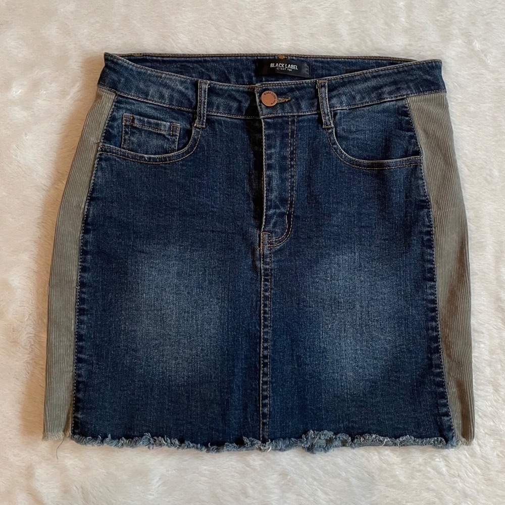 C'est Toi Black Label Denim Mini Skirt Corduroy Side Panels Frayed Hem M
Indie